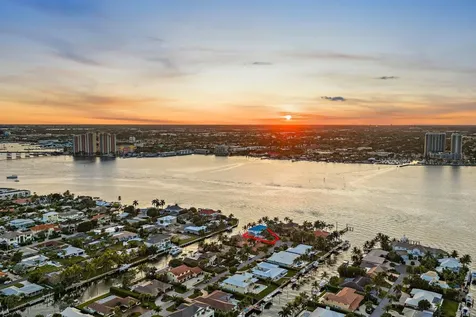 1021 Coral Way Singer Island FL 33404