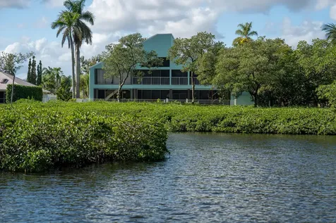 8902 Se Marina Bay Drive Hobe Sound FL 33455