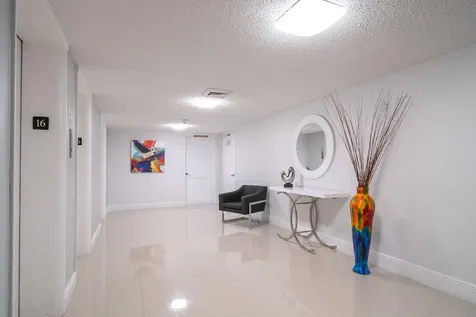 1600 S Ocean Drive Hollywood FL 33019