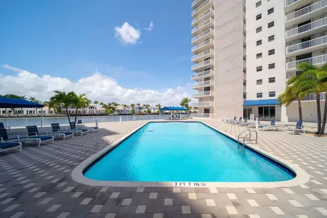 1600 S Ocean Drive Hollywood FL 33019