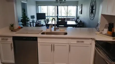 3050 Presidential Way West Palm Beach FL 33401