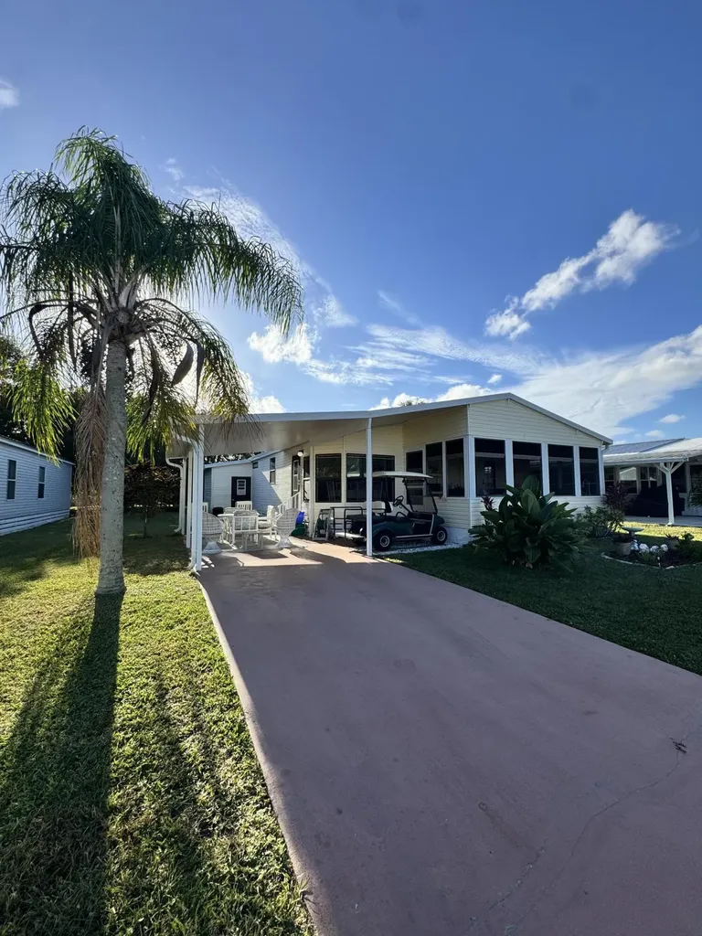 6631 Lila Court Fort Pierce FL 34951