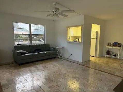 131 Sussex G West Palm Beach FL 33417
