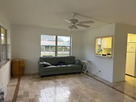 131 Sussex G West Palm Beach FL 33417