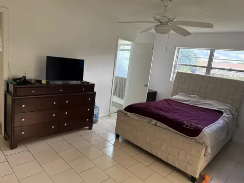 131 Sussex G West Palm Beach FL 33417