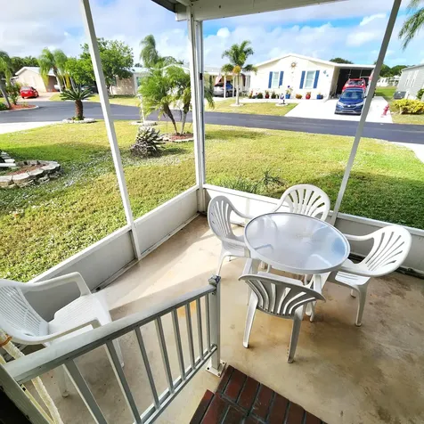 526 Hemingway Terrace Fort Pierce FL 34982