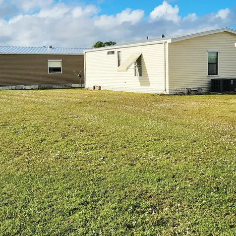 526 Hemingway Terrace Fort Pierce FL 34982