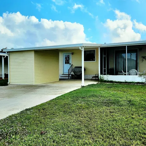 526 Hemingway Terrace Fort Pierce FL 34982