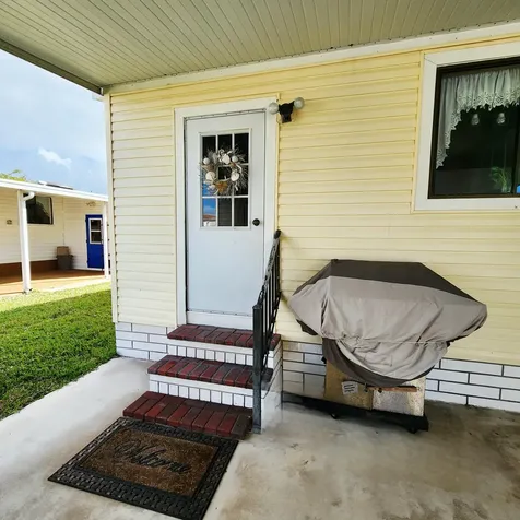 526 Hemingway Terrace Fort Pierce FL 34982
