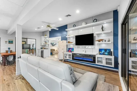 1370 Nw 28th Avenue Delray Beach FL 33445