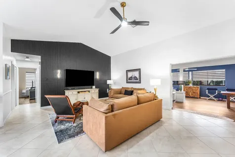 1370 Nw 28th Avenue Delray Beach FL 33445