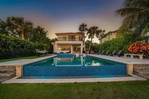 200 N Lake Drive Lantana FL 33462