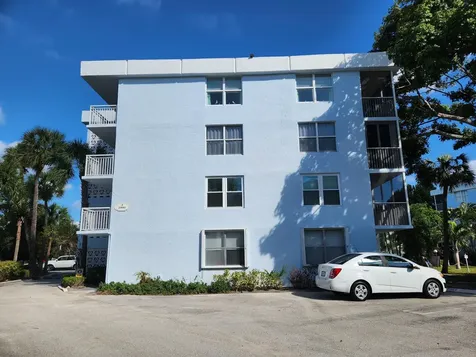 2000 S Federal Highway Boynton Beach FL 33435