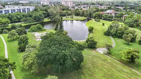 6080 Nw 44th Street Lauderhill FL 33319