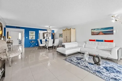 5589 Fairway Park Drive Boynton Beach FL 33437