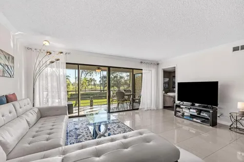 5589 Fairway Park Drive Boynton Beach FL 33437