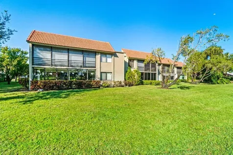 5589 Fairway Park Drive Boynton Beach FL 33437