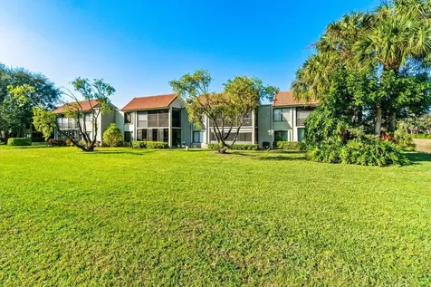 5589 Fairway Park Drive Boynton Beach FL 33437