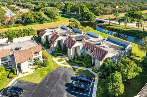 5589 Fairway Park Drive Boynton Beach FL 33437