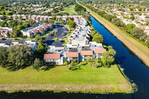5589 Fairway Park Drive Boynton Beach FL 33437