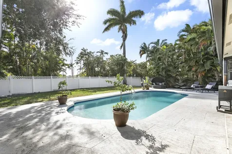 1855 Primrose Lane Wellington FL 33414