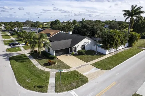1855 Primrose Lane Wellington FL 33414