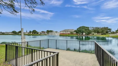 118 Sheffield West Palm Beach FL 33417