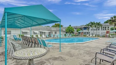 118 Sheffield West Palm Beach FL 33417