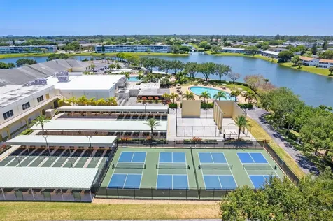 118 Sheffield West Palm Beach FL 33417