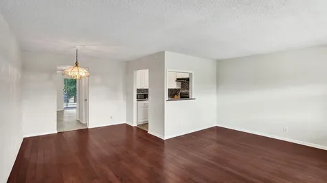 118 Sheffield West Palm Beach FL 33417