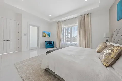 8988 Lakes Boulevard West Palm Beach FL 33412