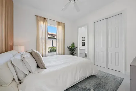 8988 Lakes Boulevard West Palm Beach FL 33412