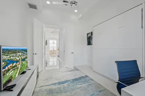 8988 Lakes Boulevard West Palm Beach FL 33412