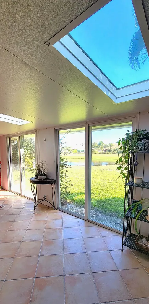 493 Sw 28th Avenue Delray Beach FL 33445