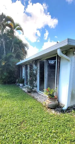 493 Sw 28th Avenue Delray Beach FL 33445