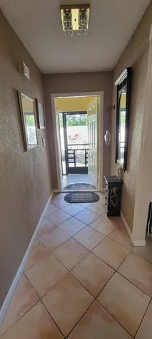 493 Sw 28th Avenue Delray Beach FL 33445