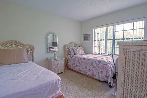 2474 Se Garden Terrace Port Saint Lucie FL 34952