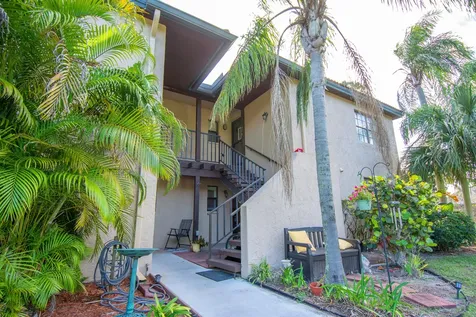 2474 Se Garden Terrace Port Saint Lucie FL 34952