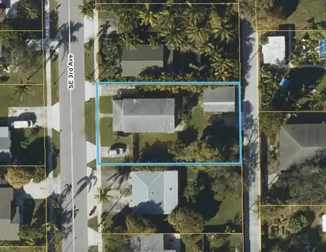 323 SE 3rd Avenue Delray Beach FL 33483