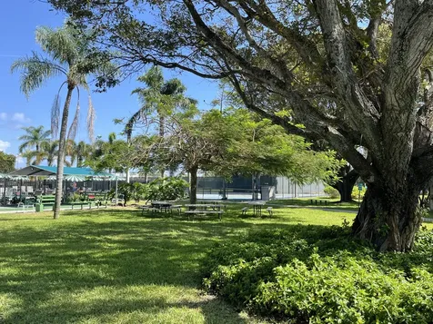 330 Ne 26th Avenue Boynton Beach FL 33435