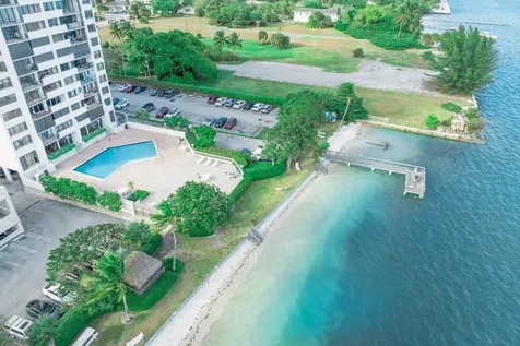 5600 N Flagler Drive West Palm Beach FL 33407