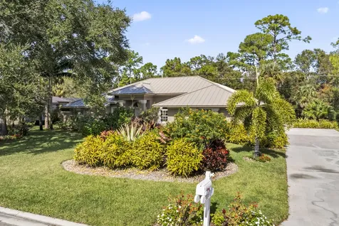 3221 Bent Pine Drive Fort Pierce FL 34951
