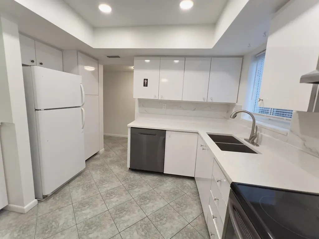 3100 Riverside Drive Coral Springs FL 33065