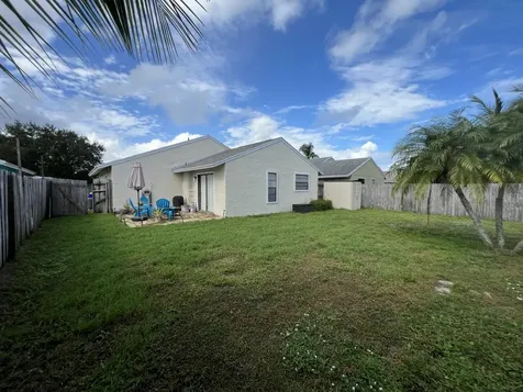 5879 Se Wilsie Drive Stuart FL 34997
