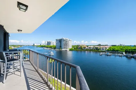 899 Jeffery Street Boca Raton FL 33487