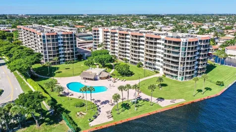 899 Jeffery Street Boca Raton FL 33487