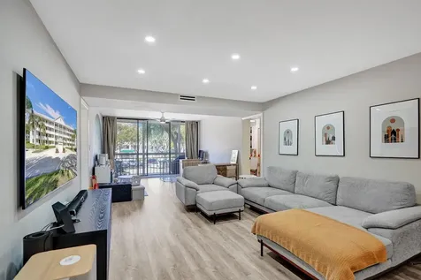 6193 Balboa Circle Boca Raton FL 33433