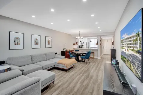 6193 Balboa Circle Boca Raton FL 33433