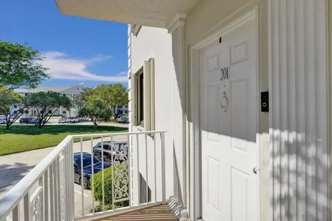 6193 Balboa Circle Boca Raton FL 33433