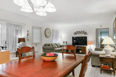 106 Lake Pine Circle Greenacres FL 33463